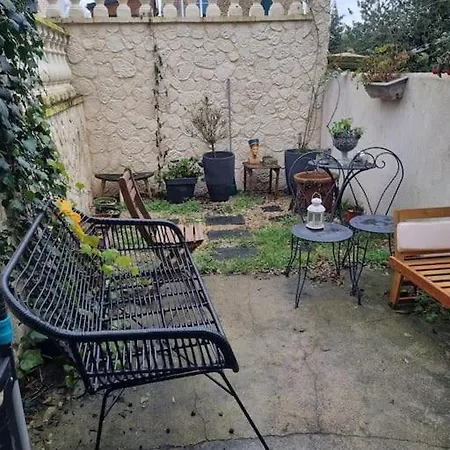 Maison Douillet Apartman *