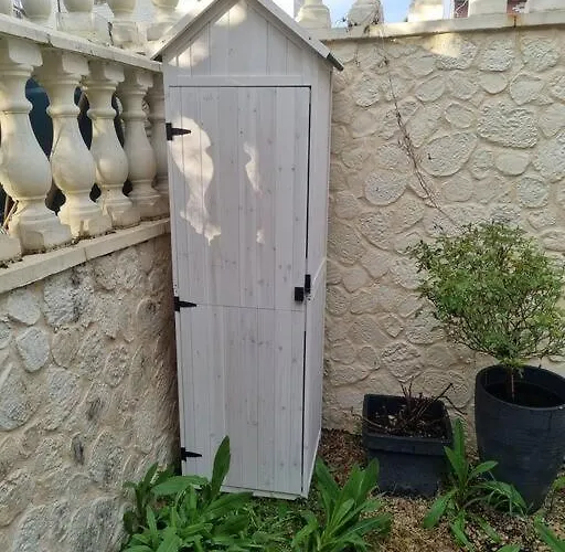 Maison Douillet アパート *